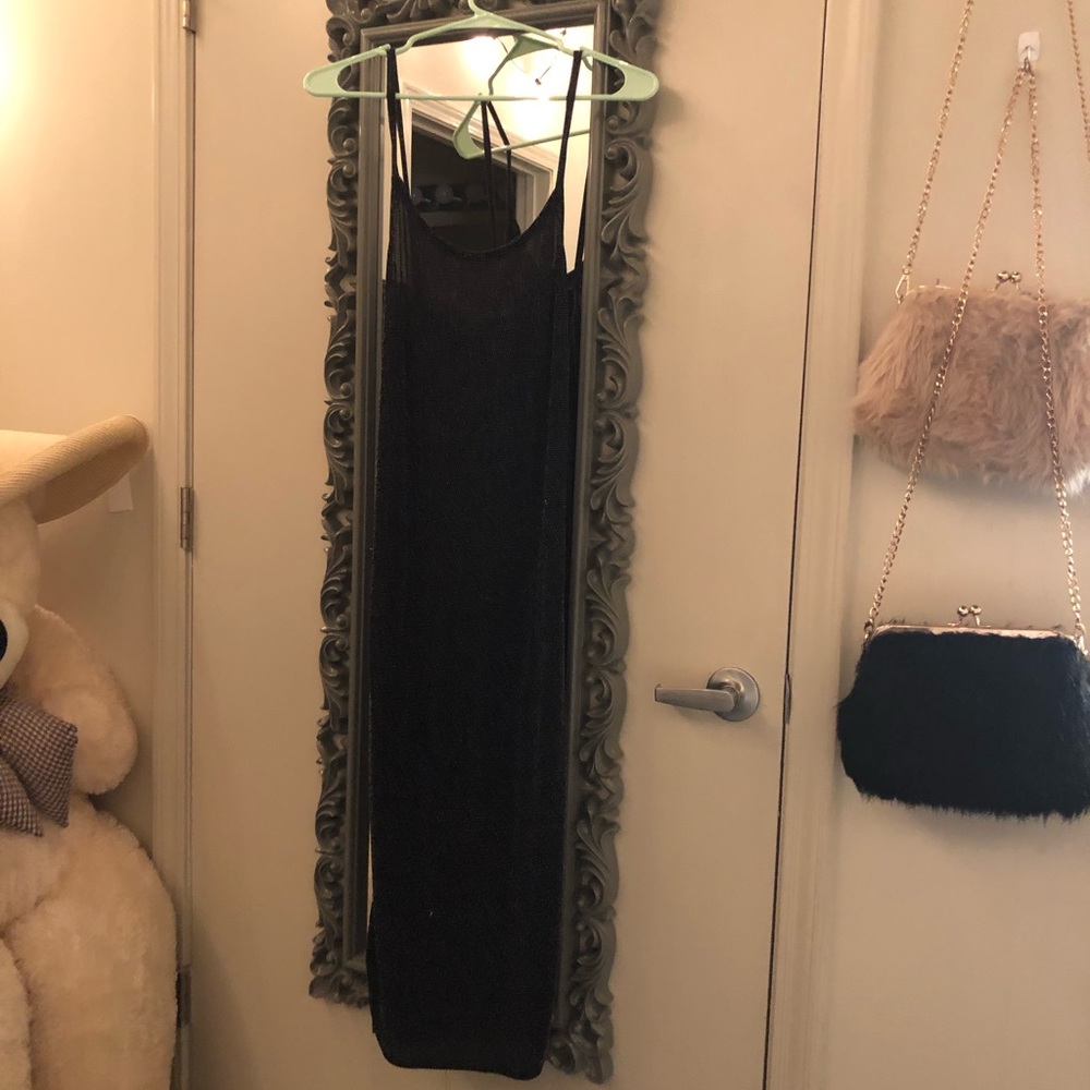 Black sparkly body-con midi dress